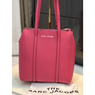 Marc Jacobs  Shop The Shopper Tote Bag H010L01PF21 มาพร้อมถุงผ้า (ชมพูใบใหญ่)