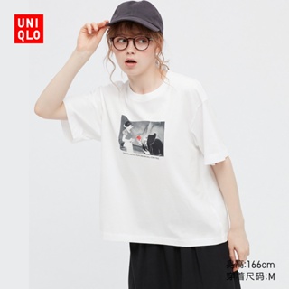 Uniqlo UT เสื้อยืดแขนสั้น พิมพ์ลายดิสนีย์ มิกกี้เมาส์ สําหรับผู้หญิง 45244388