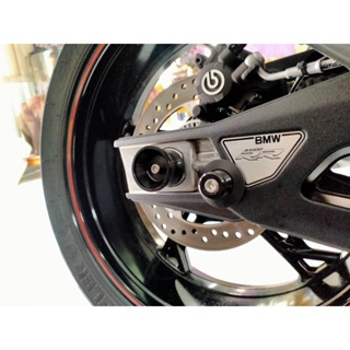 กันล้มล้อหลัง Rear Fork Slider S1000 2010-2020 แบร์น Mothracing กันล้มล้อหลังแบบถ้วย(65)