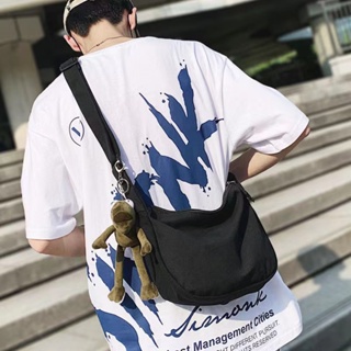 กระเป๋าผ้าใบความจุขนาดใหญ่นักเรียนชายและหญิงแนวโน้ม ins hip-hop ญี่ปุ่นสไตล์วิทยาลัยแบบสบาย ๆ กระเป๋าสะพายไหล่แนวทแยงทั้