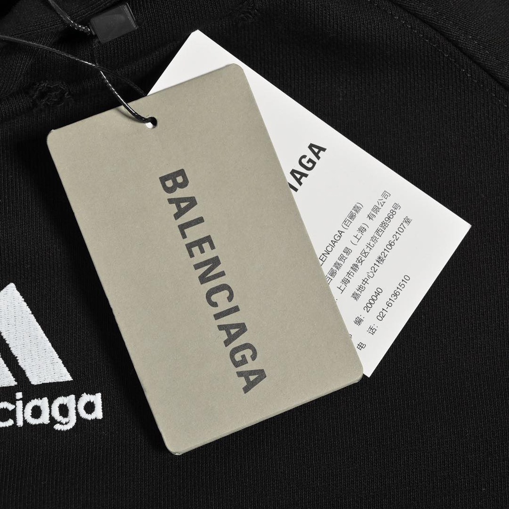 เสื้อกันหนาว-balenciaga-x-addias-new-unisex-โดดเด่น-สะกดทุกสายตา-ไม่ซ้ำใคร-limited-edition