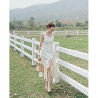 White Arora Dress 790.-(ตารางไซด์สามารถเลื่อนดูภาพสุดท้ายได้ค่ะ)