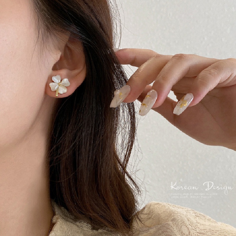 ใหม่-ต่างหูเข็มเงิน-s925-รูปใบโคลเวอร์สี่แฉก-ประดับโอปอล-แฟชั่นสไตล์เกาหลี-สําหรับผู้หญิง-c9f04
