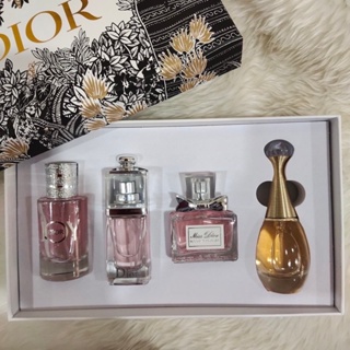 น้ำหอม Dior  ขนาดขวดละ 30ml. X4 ขวด