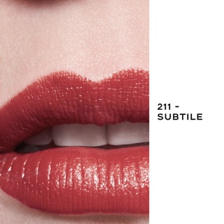 Shop CHANEL 2022-23FW Lips by francafrique