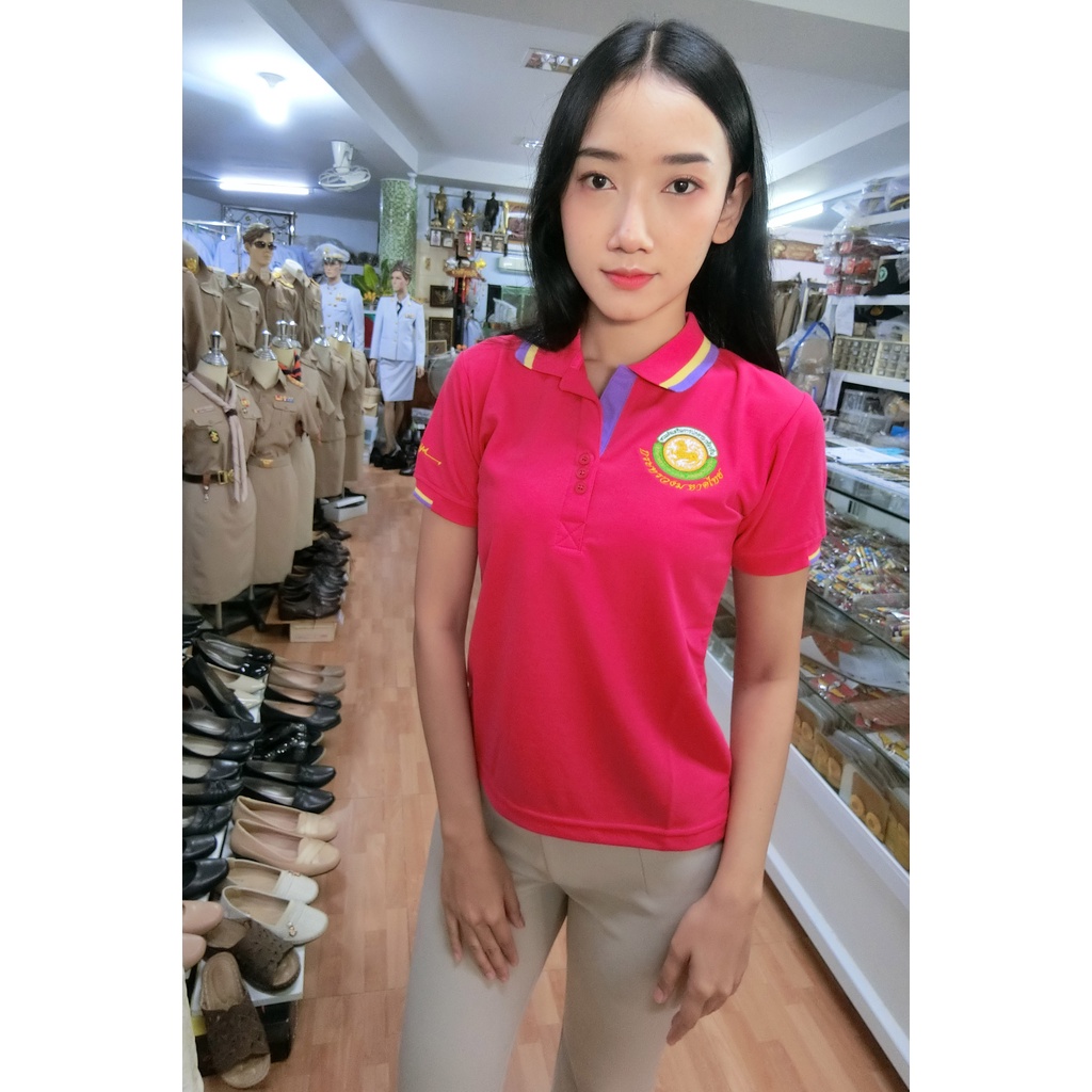 ภาพหน้าปกสินค้าNew  เสื้อโปโลSAKOL มีปักแขน+ปักหลัง โปโล สีชมพู ปักตรา อปท มหาดไทย ท้องถิ่น อบต เทศบาล จากร้าน sa_kol บน Shopee