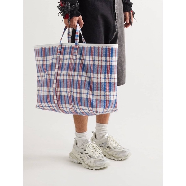 กระเป๋า-balenciaga-barbes-embossed-checked-leather-tote-bag-with-strap