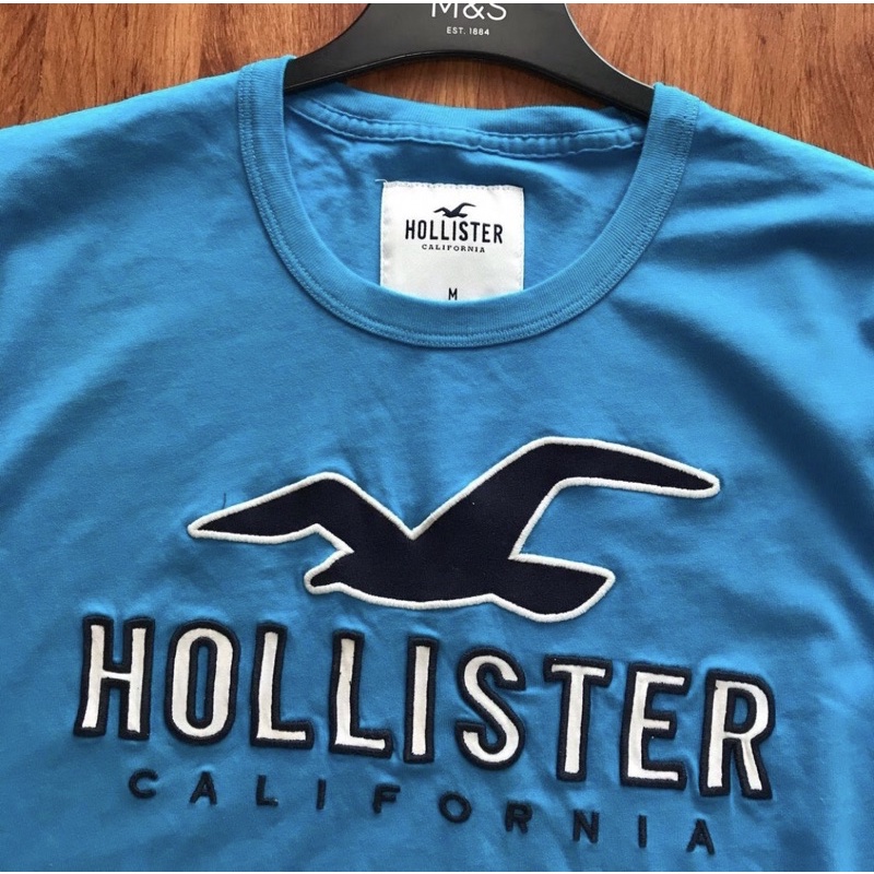 hollister-california-print-t-shirt-เสื้อยืดคอกลมแขนสั้นแบรนด์