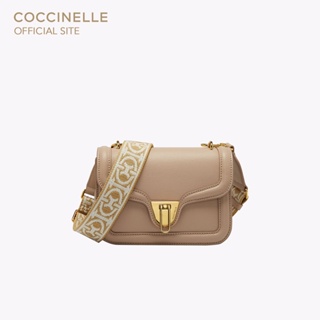 COCCINELLE กระเป๋าสะพายผู้หญิง รุ่น MARVIN TWIST SPECIAL EDITION CROSSBODY BAG 150401 สี POWDER PINK