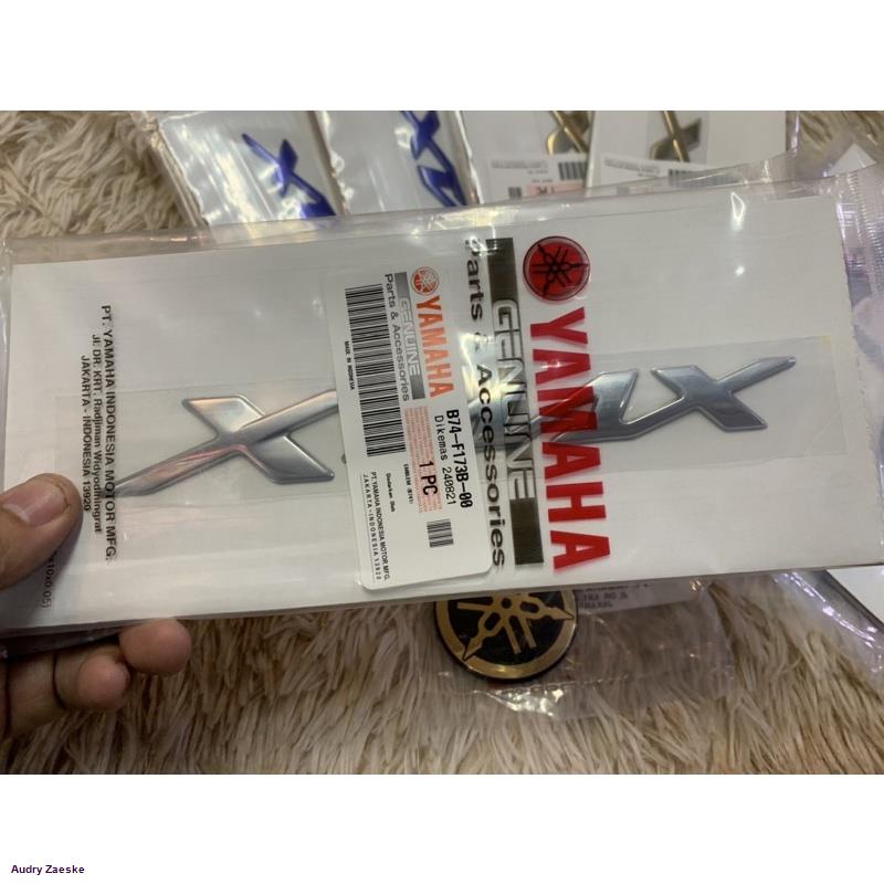 โลโก้xmax-แท้ศูนย์-yamaha-สีทอง-สีเงินจัดส่งตรงจุด