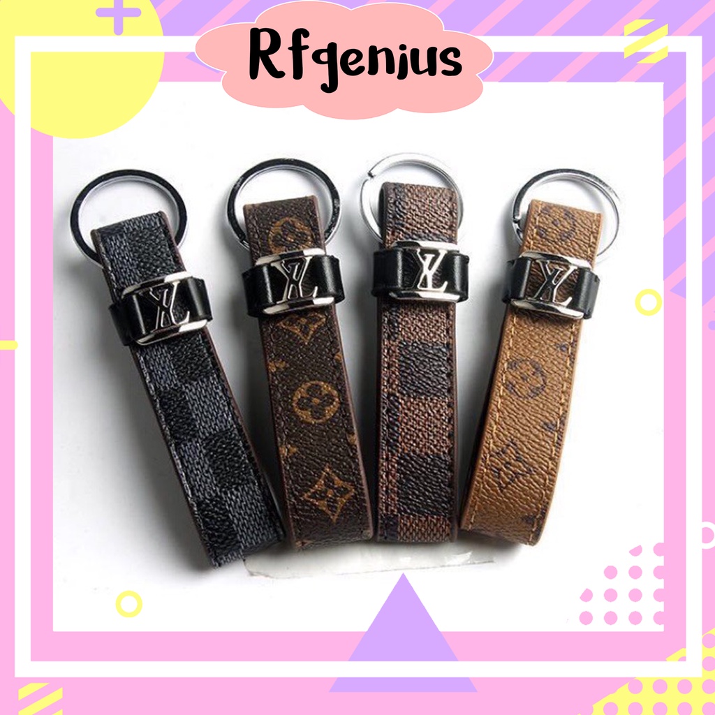 ภาพหน้าปกสินค้า(พร้อมส่ง ไม่ต้องรอ)Louis vuitton พวงกุญแจ Lv พวงกุญแจหลุยส์ Lv keychain จากร้าน rfgenius บน Shopee