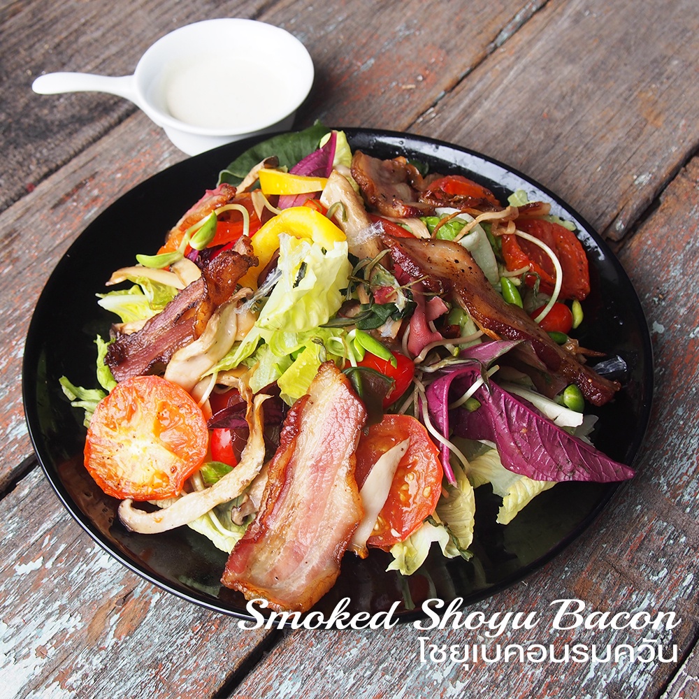 ภาพสินค้าSmoked Shoyu Bacon 500 g./pack (โชยุเบคอนรมควัน) ไม่มีไนเตรท ไนไตรท รมควันด้วยไม้นำเข้า จากร้าน haus.sausage บน Shopee ภาพที่ 5