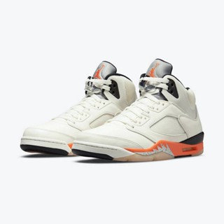 Nike AIR JORDAN 5 RETRO (DC1060-100) สินค้าลิขสิทธิ์แท้ Nike รองเท้า