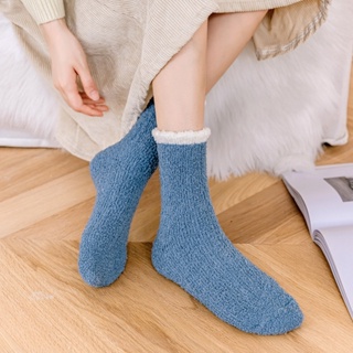 ถุงเท้า ผ้ากํามะหยี่ขนนิ่ม แบบหนา ให้ความอบอุ่น เหมาะกับใส่ในบ้าน