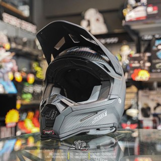 หมวกกันน็อค JUST1 รุ่น J22 Adrenaline สี Black Carbon
