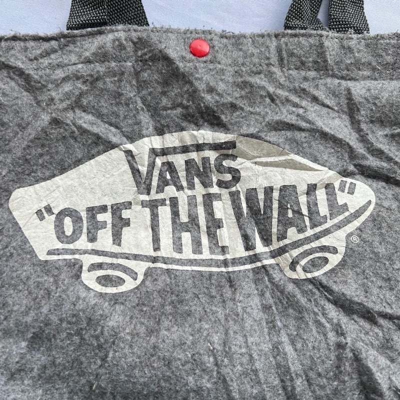 vans-off-the-wall-กระเป๋า-แวนส์