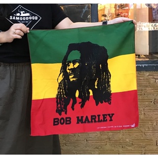 ภาพขนาดย่อของภาพหน้าปกสินค้าผ้าลายใบกัญชา สายเขียว บ๊อบมาเล่ รัสต้า (พร้อมส่งจากไทย) Cannabis / Bob Marley Hanky จากร้าน md_storeroom บน Shopee