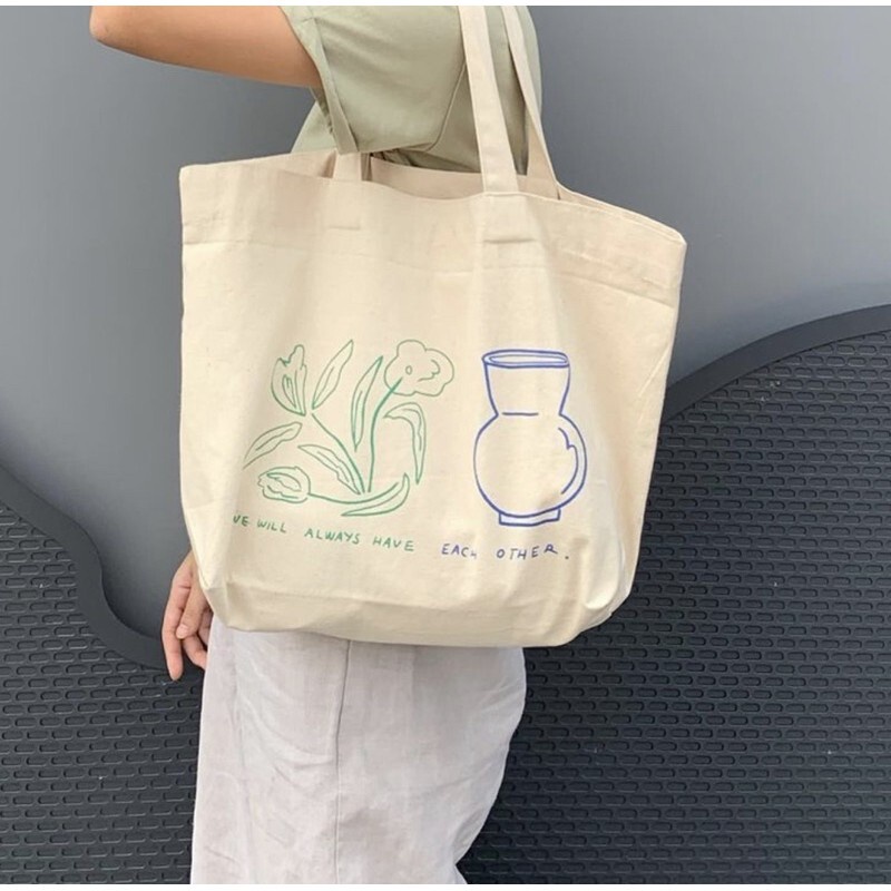 t-amp-things-wide-tote-white-กระเป๋าถือ-แบบกว้าง