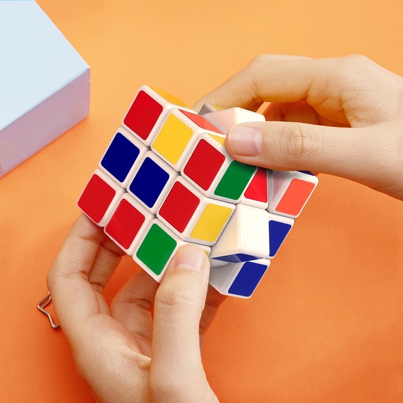 รูบิค3x3-ลื่นหัวแตก-สีขาวแบบเคลือบสี-รูบิด-ลูกบิด-ลูบิก-ของเล่นฝึกสมอง-สำหรับเกม-rubiks-cube