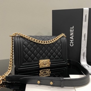 Chanel Boy 10” Original 1:1 หนังคาเวียร์ อะไหล่ทองขุ่น