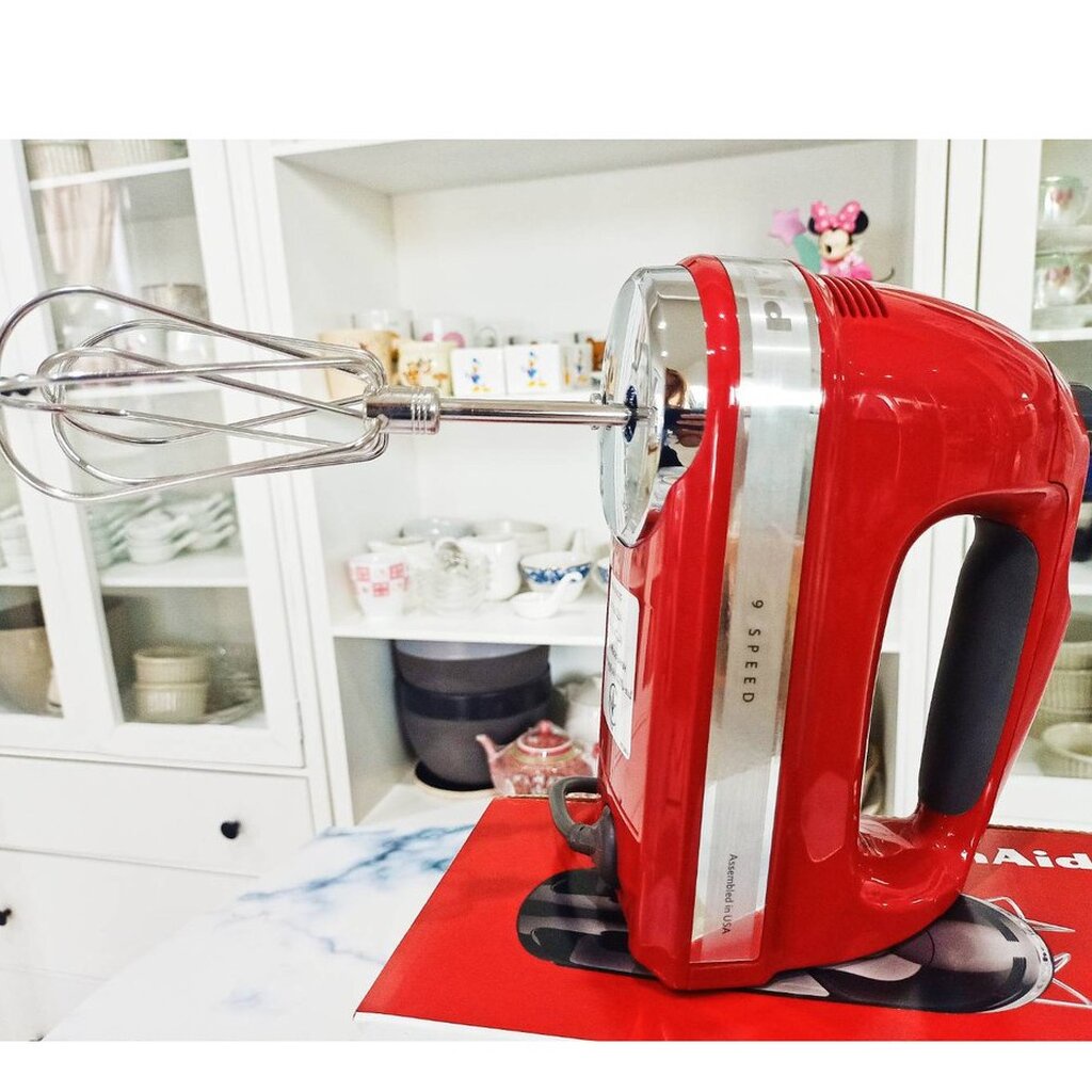 kitchenaid-เครื่องผสมอาหารแบบมือถือ-85-วัตต์-สี-empire-red-รุ่น-5khm9212eer-ทักแชทหาแอดมินก่อนชำระเงิน-ราคาเงินสด