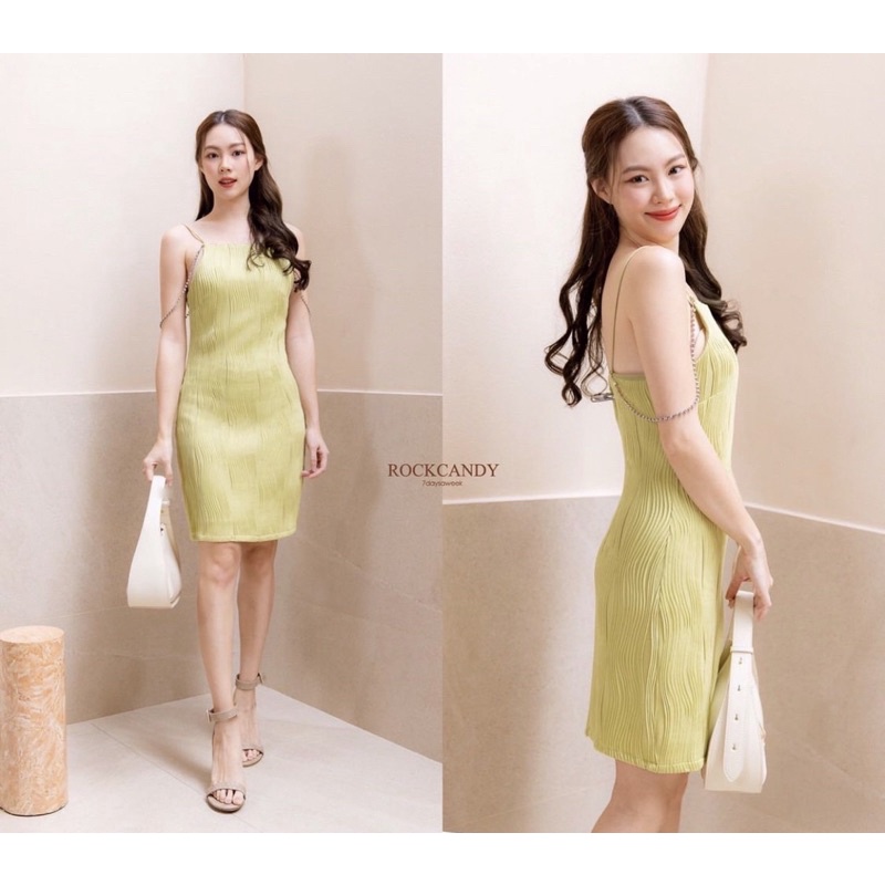 new-dressสั้นสีเขียวมะนาว