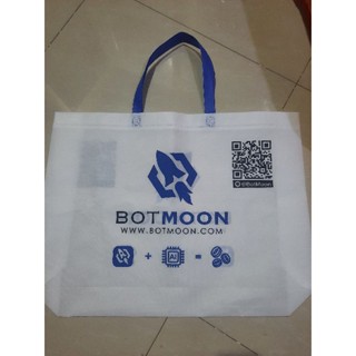 กระเป๋าผ้าBOTMOONของเเท้100%ขนาดใหญ่กว้าง23นิ้ว×สูง18นิ้ว