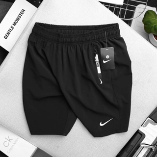 ภาพหน้าปกสินค้ากางเกงขาสั้นผู้ชาย กางเกง Nike กางเกงออกกำลังกาย ฟิตเนส งานดี ใส่ ราคาถูก ที่เกี่ยวข้อง