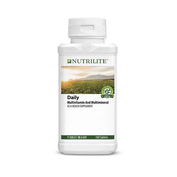 ภาพสินค้าAmway NUTRILITE Daily (60 / 180 tab) วิตามินรวม /Nutrilite Daily Multivitamin And Multimineral จากร้าน d_healthy_shop บน Shopee ภาพที่ 1