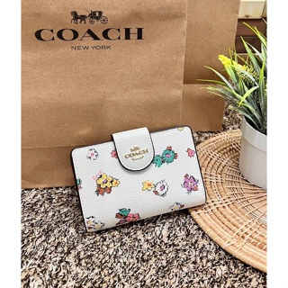 Coach Medium Corner Zip Wallet With Spaced Floral Field Print ((CA737)