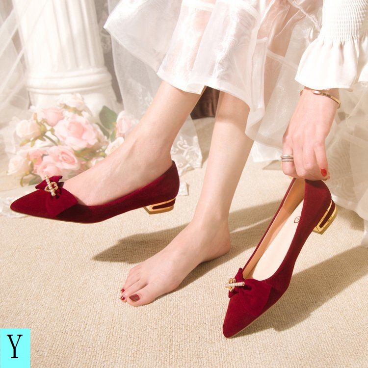 xiuhe-รองเท้าเจ้าสาว-ส้นเตี้ย-สองหู-สีแดง-แฟชั่นฤดูหนาว-สําหรับผู้หญิงตั้งครรภ์-2022