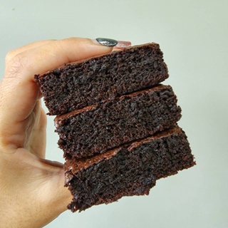 ภาพขนาดย่อของภาพหน้าปกสินค้าBrownie บราวนี่ หวานน้อย ไร้เนย เข้ม นุ่ม หนึบ จากร้าน eatwholeday_ บน Shopee ภาพที่ 1