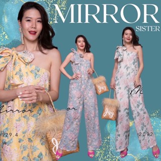 🔖ป้าย Mirrorsister 20929.4 จัมพ์สูทกางเกงขายาว ลายดอกไม้โทนสีสวย เนื้อผ้าปักฉลุเนื้อดี ดีไซน์ไหล่เดียว ผูกโบว์ได้ตามใจ