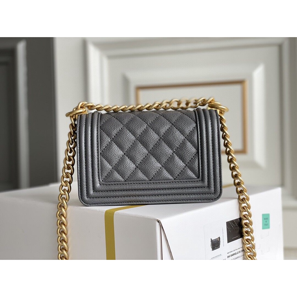 พรี-ราคา10900-chanel-mini-leboy-กระเป๋าโซ่-หนังวัว-กระเป๋าสะพาย