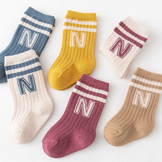 ถุงเท้ากีฬา ผ้าฝ้าย พิมพ์ลายตัวอักษร N น่ารัก สําหรับเด็กผู้ชาย และเด็กผู้หญิง อายุ 0-3 ปี