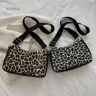 Asaka กระเป๋าสะพายไหล่ กระเป๋าถือ ผ้าแคนวาส พิมพ์ลายเสือดาว ขนาดเล็ก เข้ากับทุกการแต่งกาย สไตล์วินเทจ แฟชั่นสําหรับสตรี