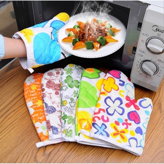 สินค้า A111 ถุงมือไมโครเวฟ ถุงมือกันความร้อน ถุงมือประกอบอาหาร ถุงมือน่ารัก (คละลาย)