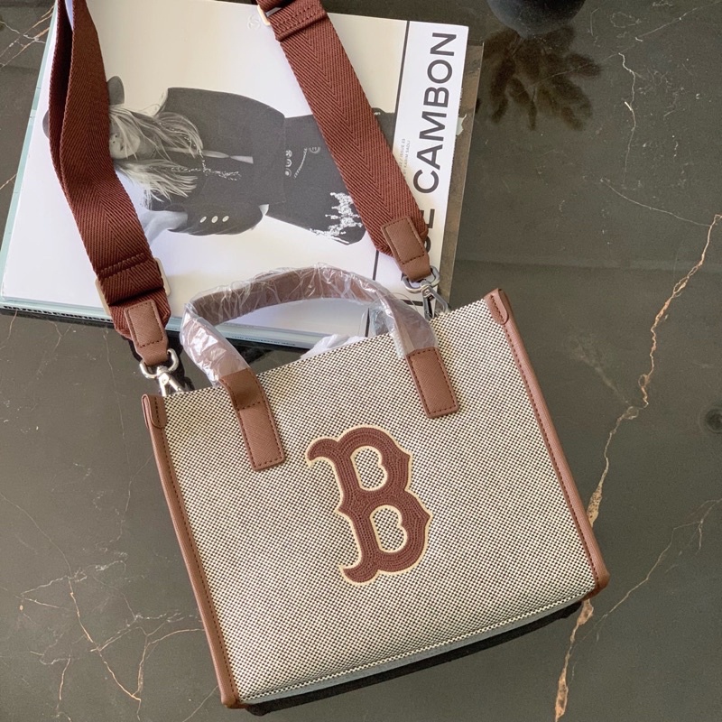 MLB Basic Big Logo Canvas S-Tote Bag BOSTON REDSOX – The Factory KL