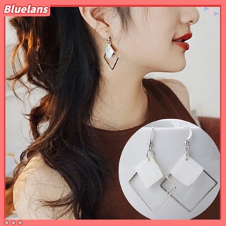 (bluelans) เครื่องประดับแฟชั่นสตรีต่างหูตะขอห้อยจี้สี่เหลี่ยมสีขาว