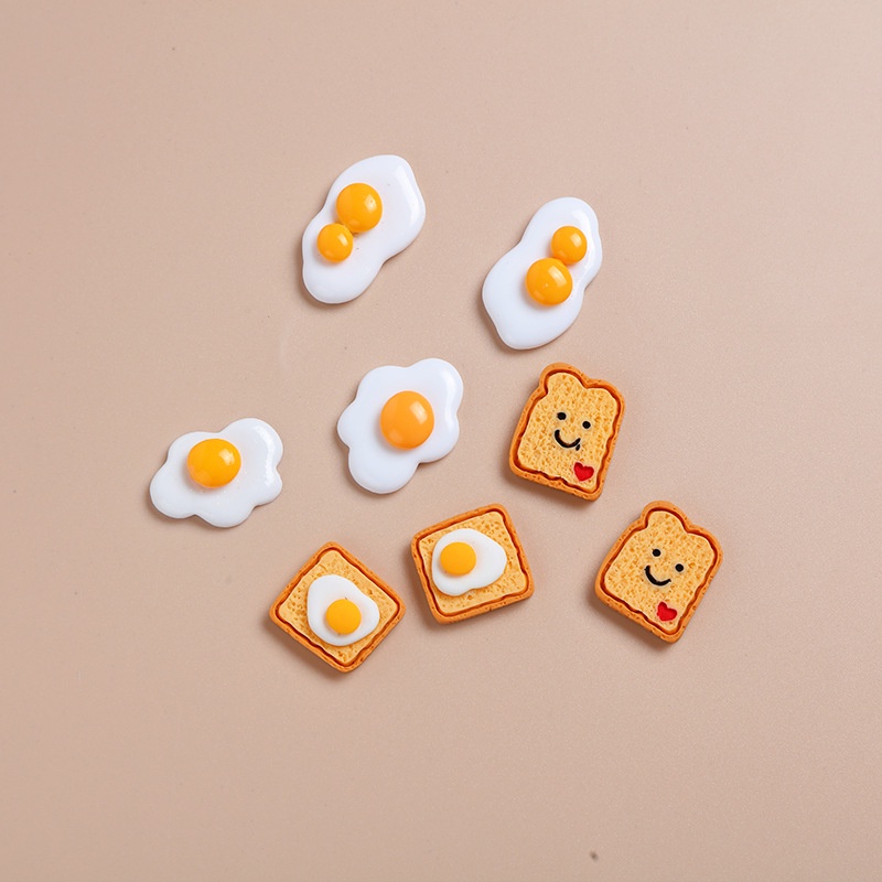 ภาพหน้าปกสินค้าจี้ไข่ดาว ขนมปัง อาหาร น่ารัก DIY สําหรับเด็ก