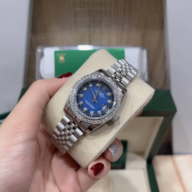นาฬิกาข้อมือ-ผู้หญิง-rolex-หน้าปัดสีน้ำเงินสวยมาก