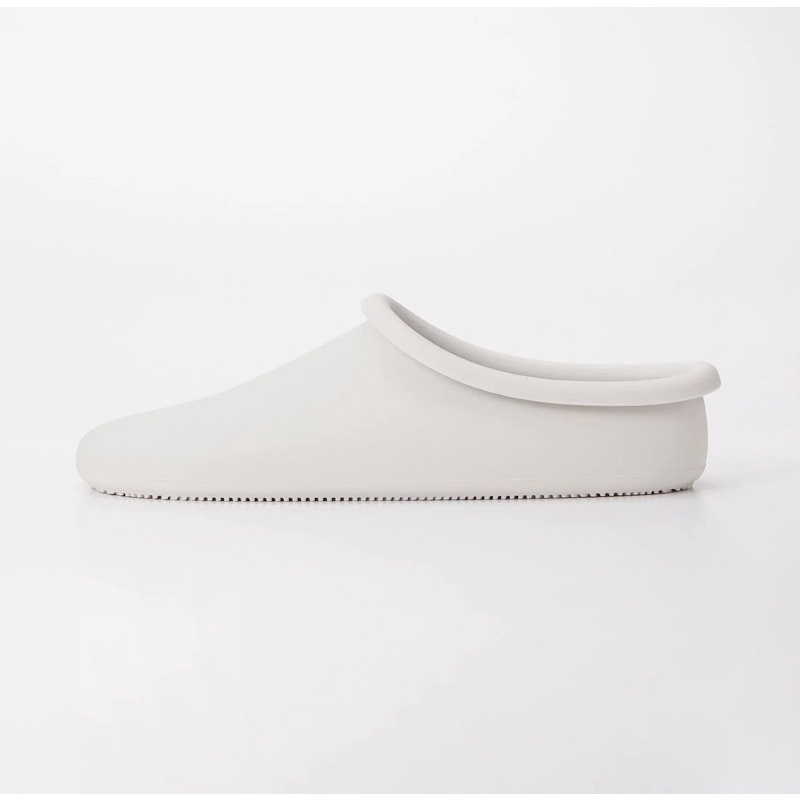 มูจิ-รองเท้าสำหรับใส่ในห้องน้ำ-muji-silicone-bath-slippers-free-size