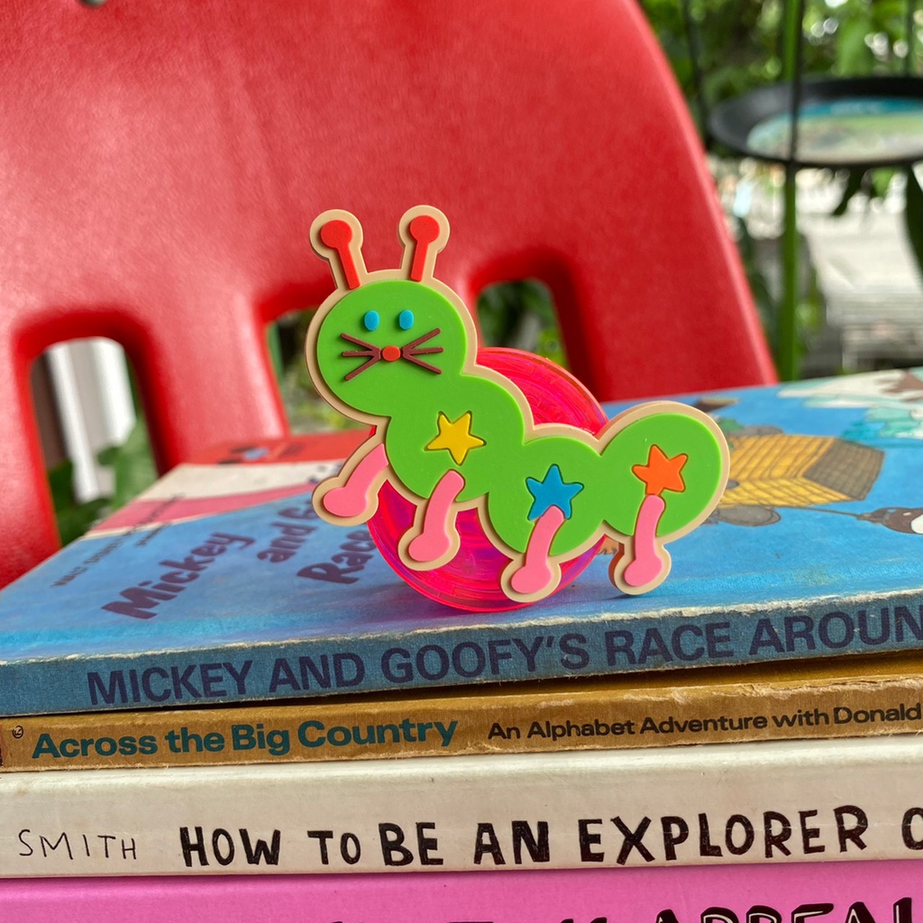 กริ๊ปตอกยาง A bookworm with a moustache collection | Shopee Thailand