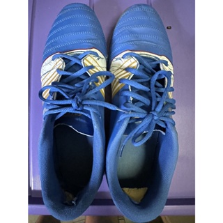 รองเท้า กีฬา ผู้ชาย SIZE44 ความยาวเท้า100CM สีน้ำเงิน 100บาท ใส่ขำๆ ของพ่อค้าใส่เอง