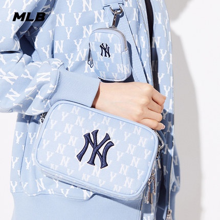 mlb-พร้อมส่ง-ของแท้-กระเป๋าสพายข้างมินิทรงสี่เหลี่ยนใบใหญ่-ใบเล็กรุ่นmonogram