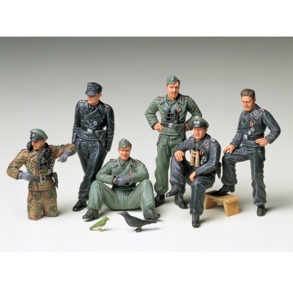 โมเดลประกอบ-tamiya-1-35-ta35201-german-tank-crew-at-rest