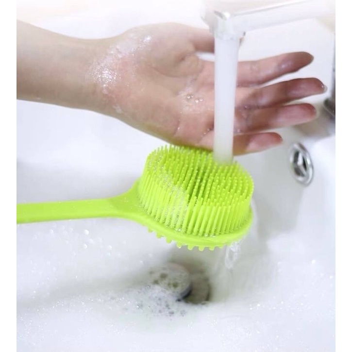 long-handle-bath-brush-แปรงขัดผิวหลังซิลิโคน