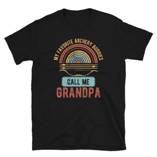 เสื้อผ้าผชเสื้อยืด พิมพ์ลาย My Favorite Archery Buddies Call me Grandpa สําหรับผู้ชายS-5XL