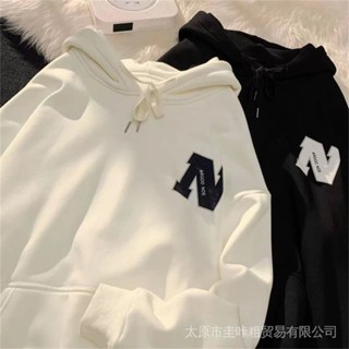 เสื้อกันหนาว มีฮู้ด ผ้ากํามะหยี่ พิมพ์ลายกราฟฟิติ สไตล์เกาหลี แฟชั่นฤดูใบไม้ร่วง และฤดูหนาว สําหรับผู้หญิง และผู้ชาย