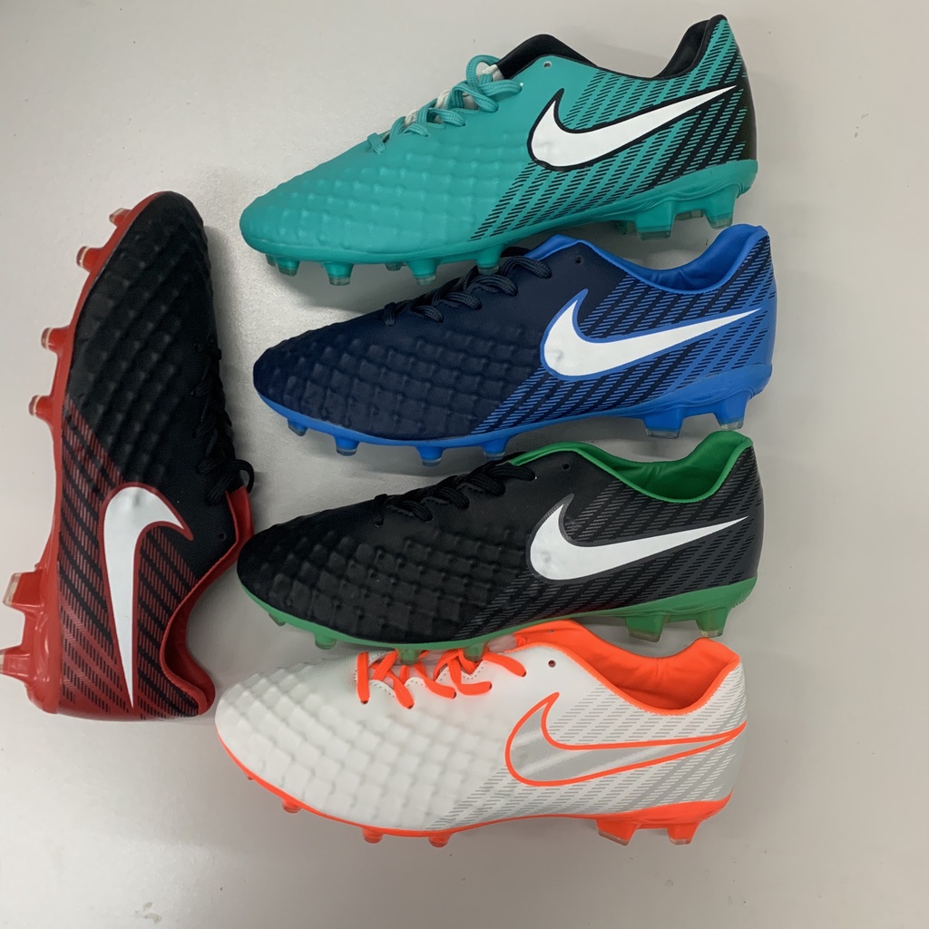 บางกอกสปอต-nike-phantom-vision-รองเท้าฟุตบอลใหม่-รองเท้าสตั๊ด-รองเท้าฟุตบอลที่ราคาถูกที่สุดในนี้-ราคาถูก